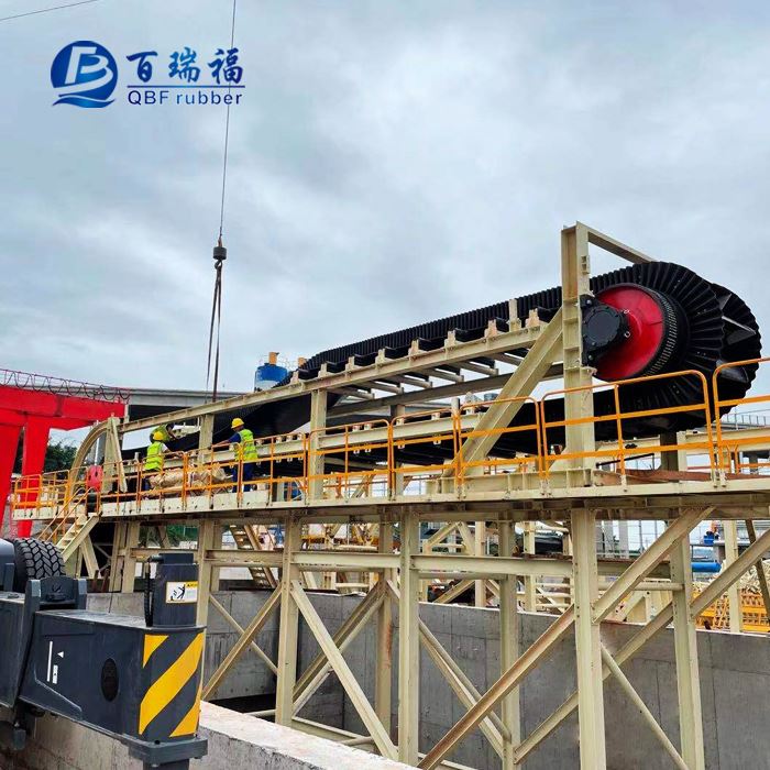 Anti-stick Sidewall Conveyor Belt